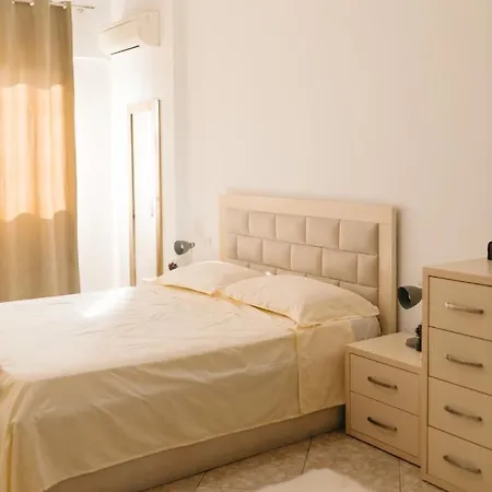 Rs Place 1-bedroom شقة *